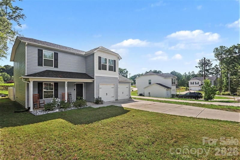 205 Prince Ln, Lancaster, SC 29720