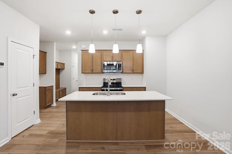 5865 Tuckaseegee Rd, Charlotte, NC 28208