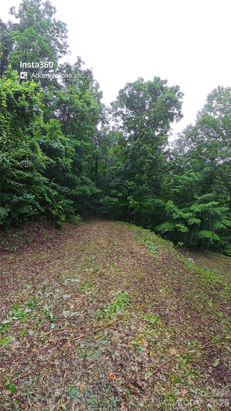 385 Valley View Dr, Maggie Valley, NC 28751