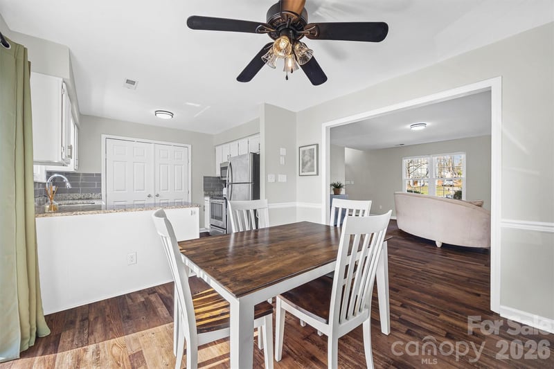 6104 Sunbridge Ct, Charlotte, NC 28269