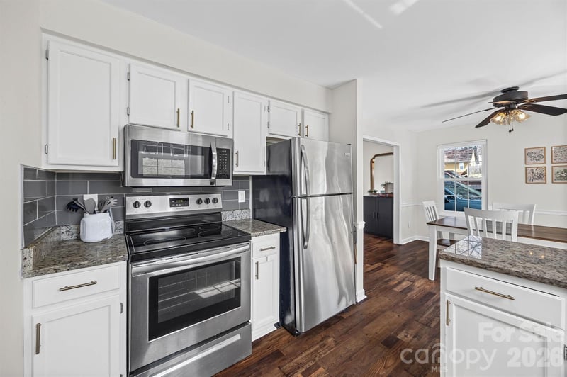 6104 Sunbridge Ct, Charlotte, NC 28269