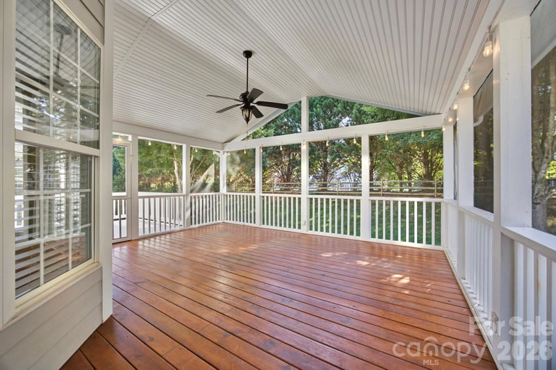 16308 Hallaton Dr, Huntersville, NC 28078