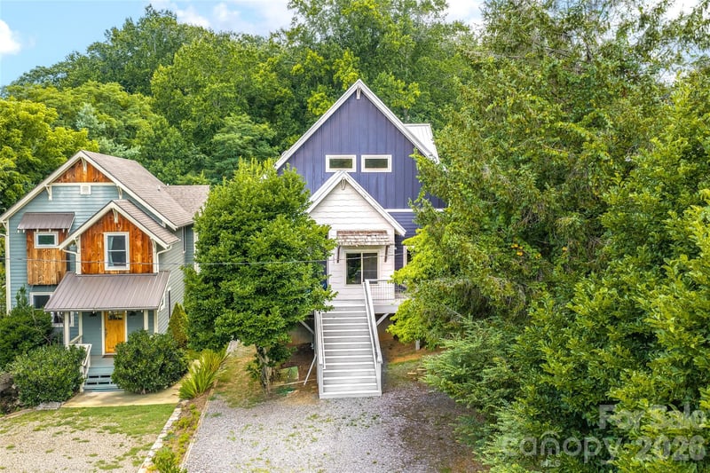 337 Sand Hill Rd, Asheville, NC 28806