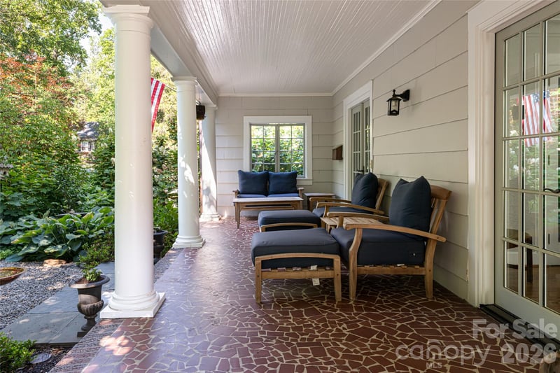 4 Buena Vista Rd, Asheville, NC 28803