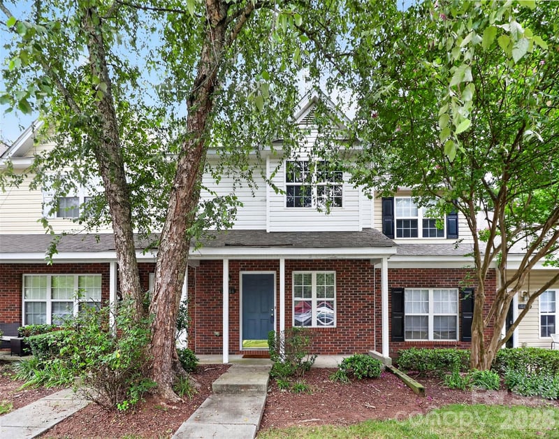 10866 Holly Ridge Blvd, Charlotte, NC 28216