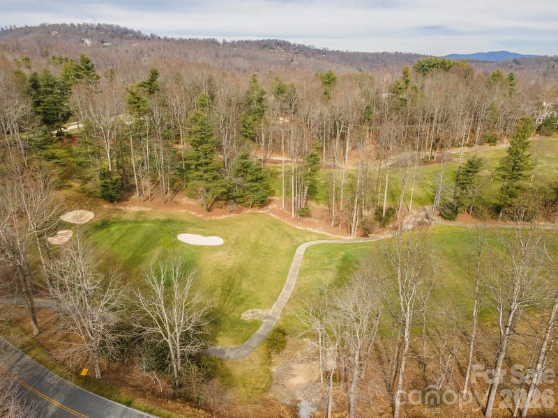 24 Falls Ln, Henderson, NC 28739