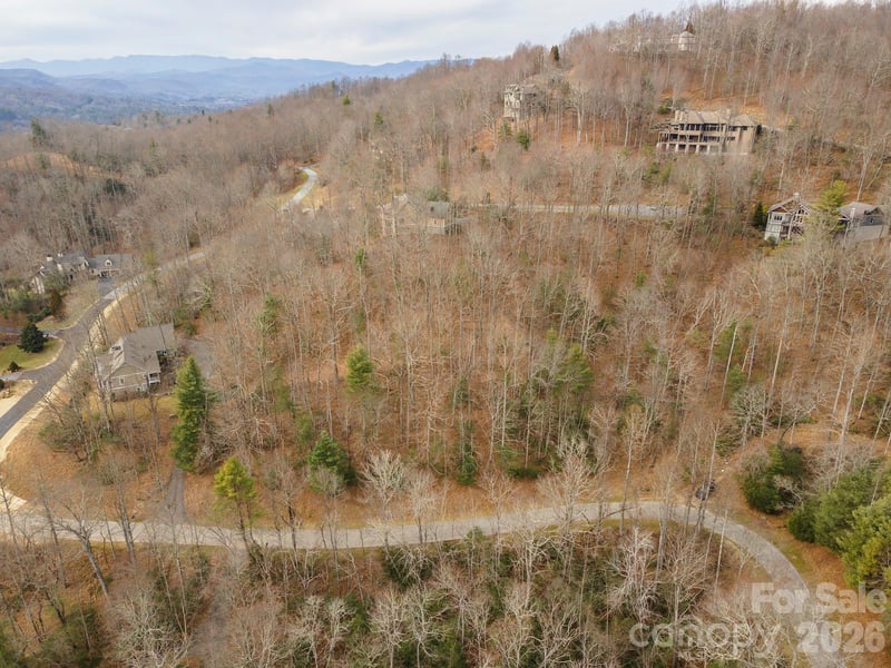 24 Falls Ln, Henderson, NC 28739