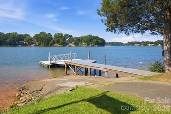 229 Elysian Dr, Mooresville, NC 28117