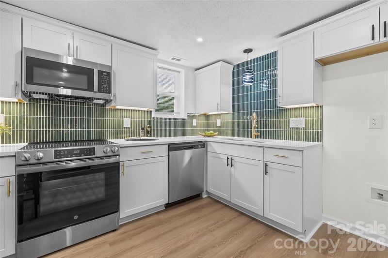 655 Lakeview Rd, Salisbury, NC 28147