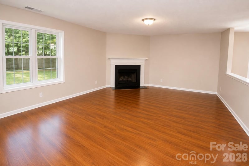 1914 Treefrog Ct, Charlotte, NC 28262