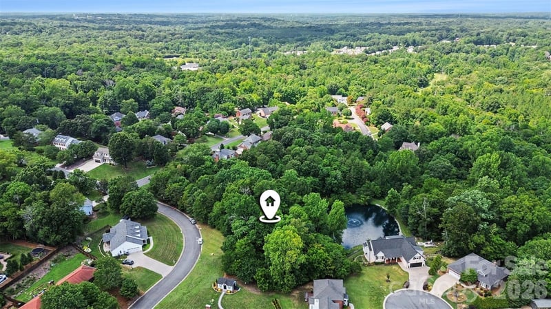 215 Spaniel Dr, Concord, NC 28025