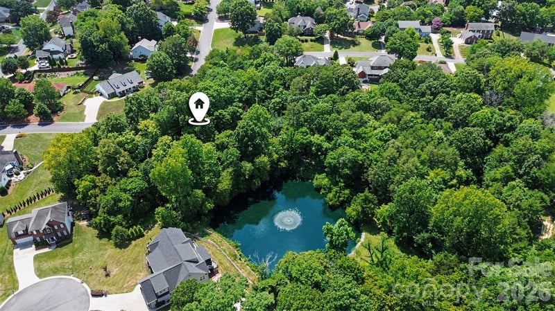 215 Spaniel Dr, Concord, NC 28025