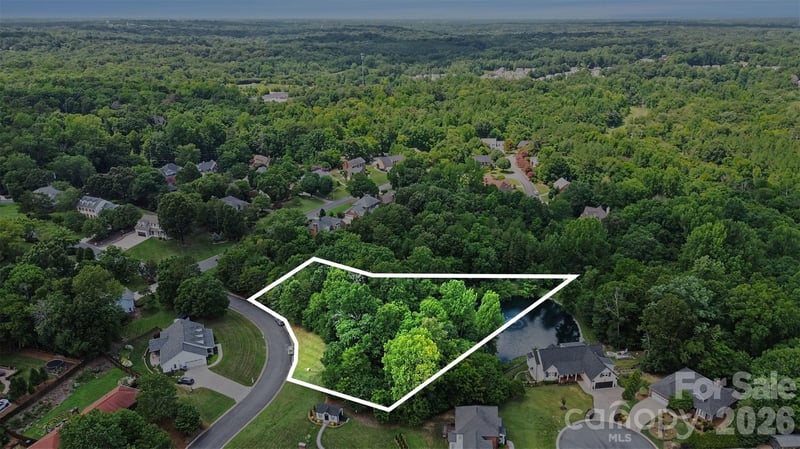 215 Spaniel Dr, Concord, NC 28025