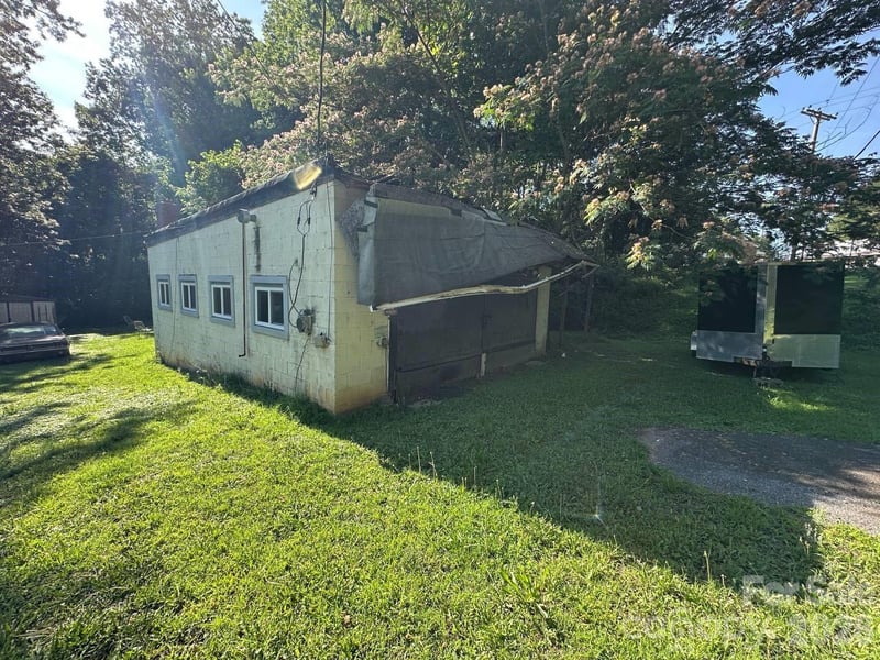 310 Miller Ave, Statesville, NC 28677