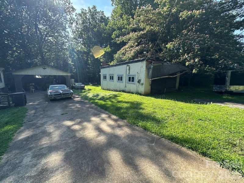 310 Miller Ave, Statesville, NC 28677