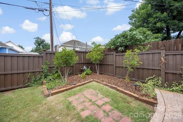 13 1st St, Cramerton, NC 28032