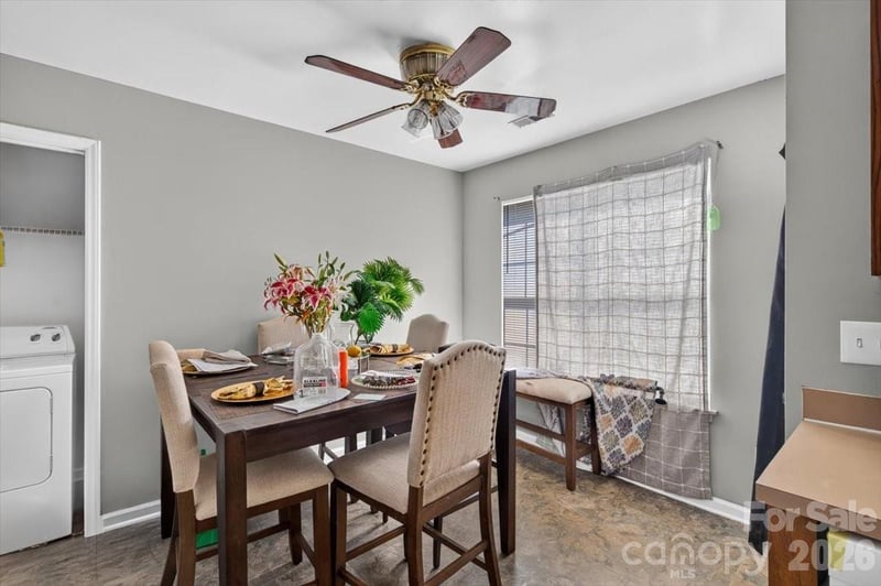 1630 Pamela Lorraine Dr, Charlotte, NC 28213