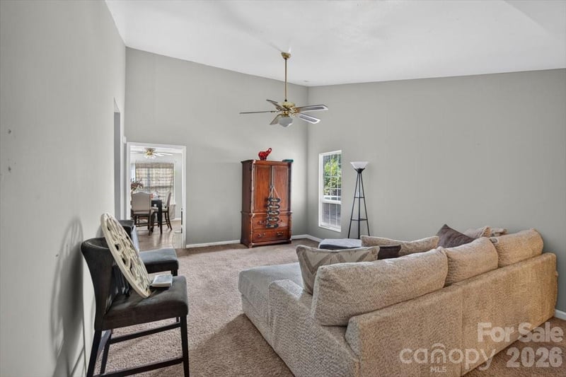 1630 Pamela Lorraine Dr, Charlotte, NC 28213