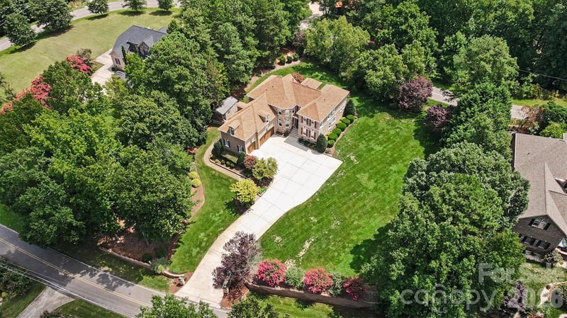 288 Indian Trl, Mooresville, NC 28117