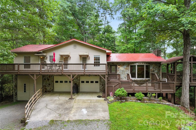 154 Hondah Blvd, Brevard, NC 28712