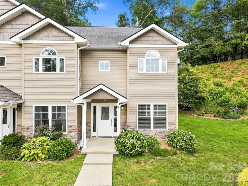 65 Cherry Laurel Ln, Swannanoa, NC 28778