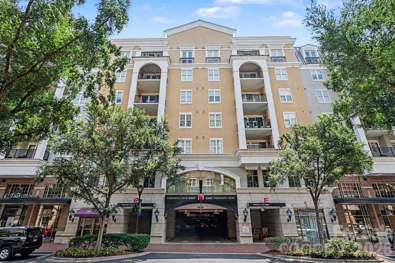 4625 Piedmont Row Dr #303, Charlotte, NC 28210