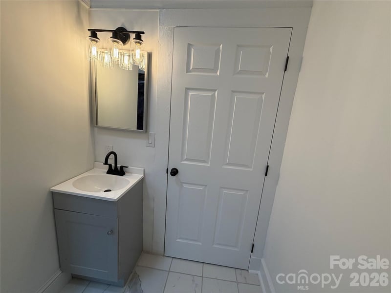 316 Bost St, Statesville, NC 28677