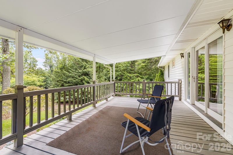 38 Westridge Dr, Asheville, NC 28803