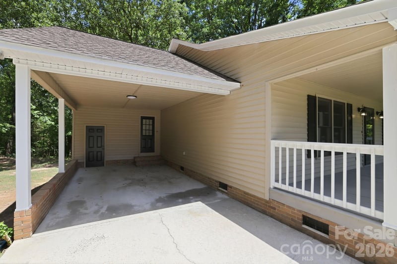 1801 Bridgewood Dr, Lancaster, SC 29720