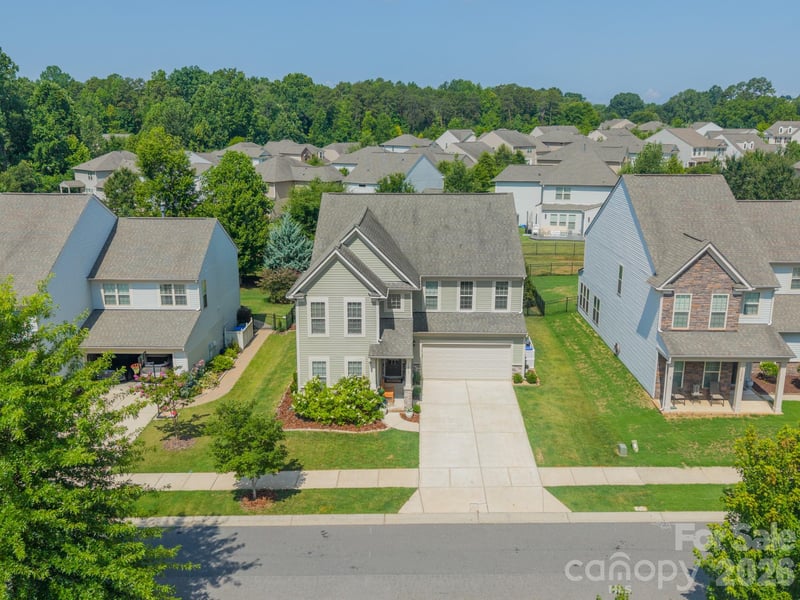 15215 Colonial Park Dr, Huntersville, NC 28078