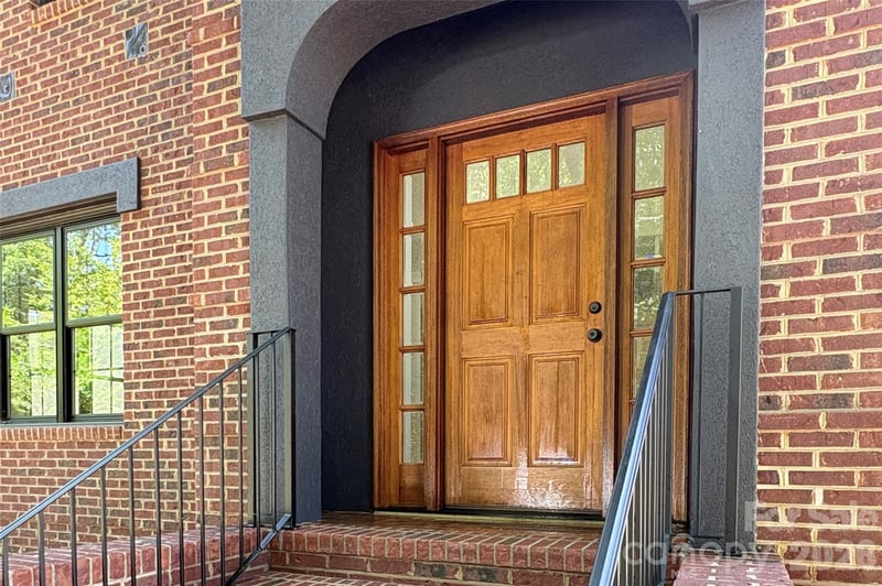 732 Ellsworth Rd, Charlotte, NC 28211