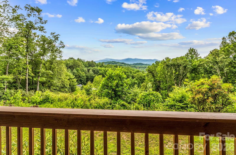 1901 Blue Rock Rd, Burnsville, NC 28714