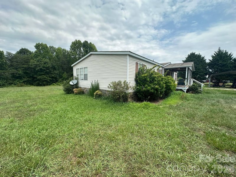 5100 Flay Rd, Lincolnton, NC 28092