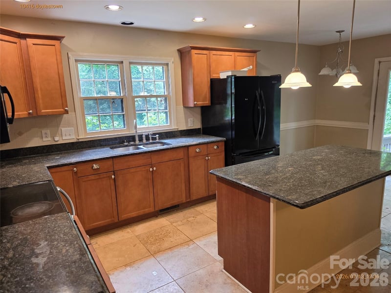 10416 Doylestown Rd, Matthews, NC 28105