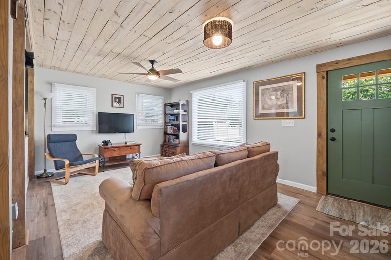1105 Young St, Mooresville, NC 28115
