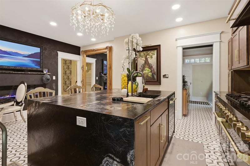 629 Mitchell Ave, Salisbury, NC 28144