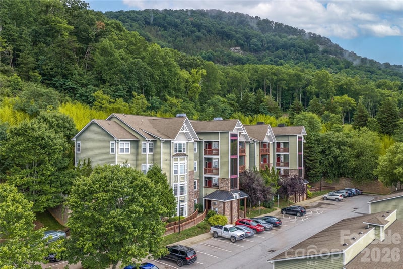 2000 Olde Eastwood Village Blvd #C-206, Asheville, NC 28803