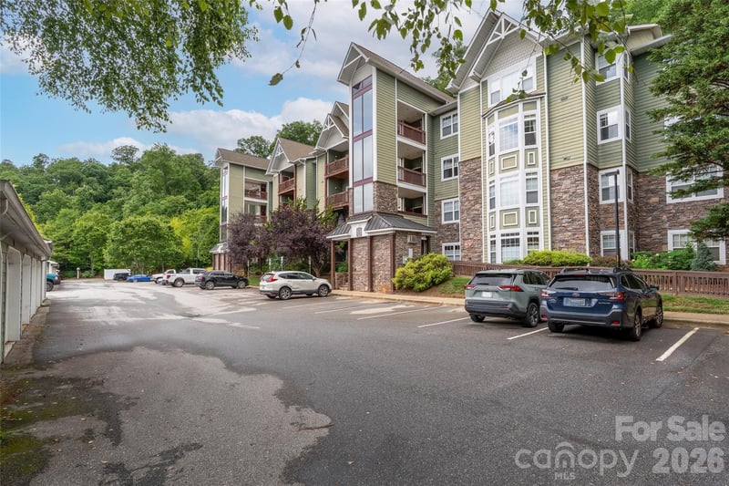 2000 Olde Eastwood Village Blvd #C-206, Asheville, NC 28803