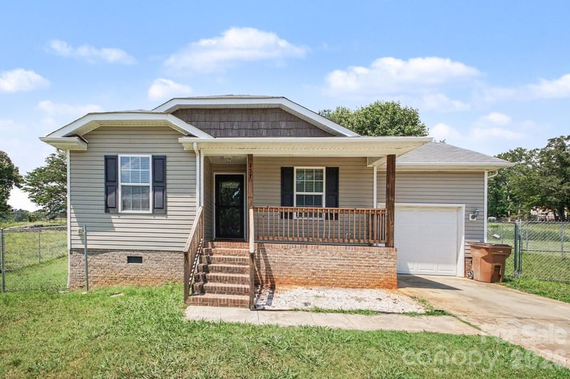 257 Periwinkle St, Lincolnton, NC 28092
