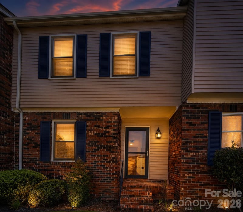 2705 Center St #46, Hickory, NC 28601