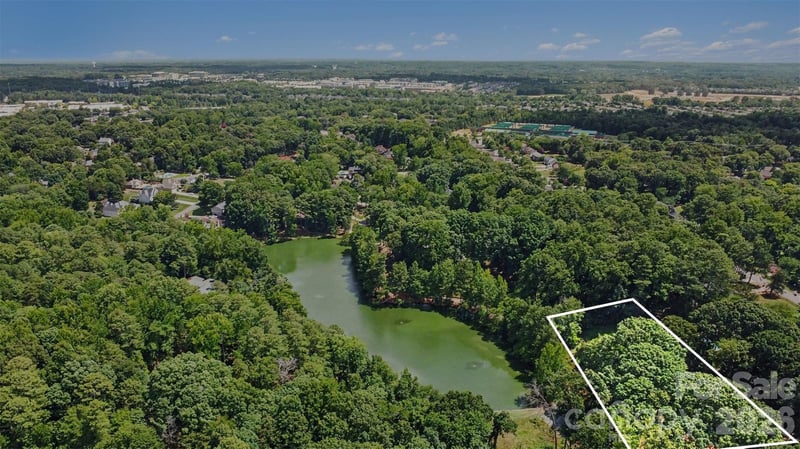 5838 Lake Providence Ln, Charlotte, NC 28277