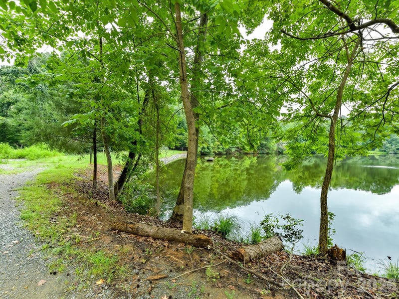 5838 Lake Providence Ln, Charlotte, NC 28277