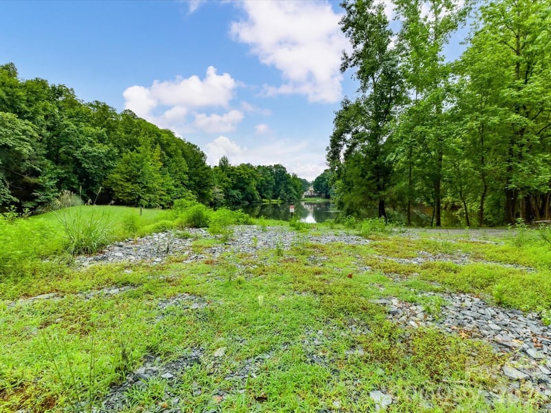 5838 Lake Providence Ln, Charlotte, NC 28277
