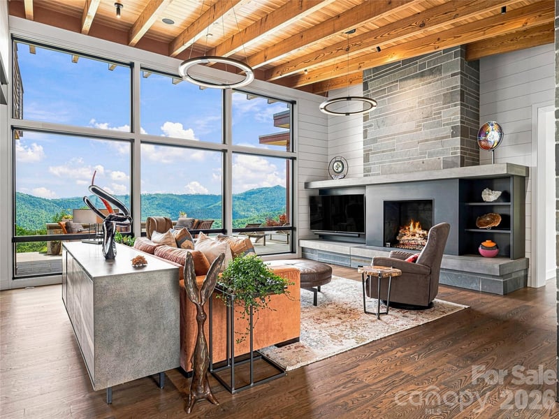 25 Bartrams Walk Dr, Asheville, NC 28804