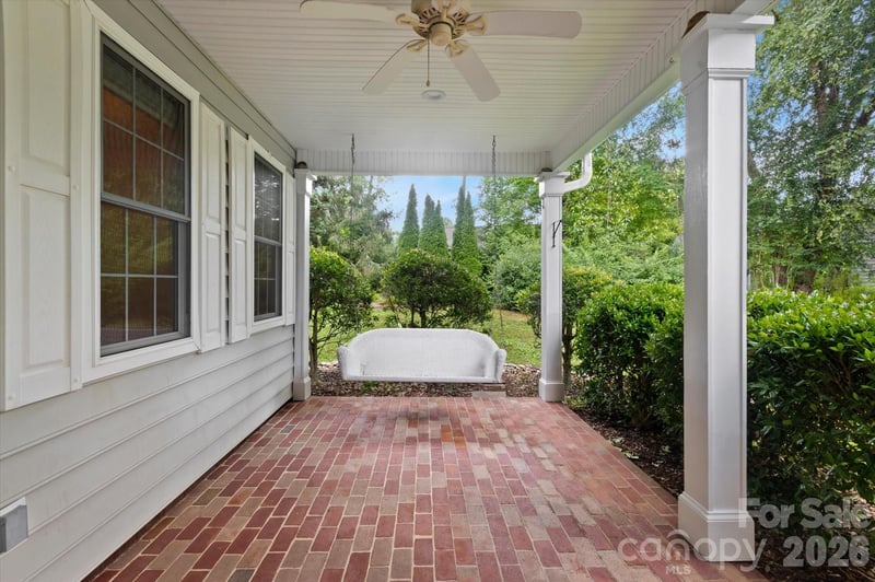 36 Sheffield Pl, Brevard, NC 28712