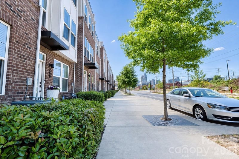 268 Parkwood Ave, Charlotte, NC 28206