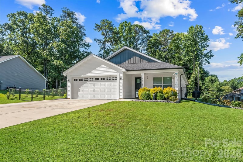 3155 Riber Ln, Claremont, NC 28610