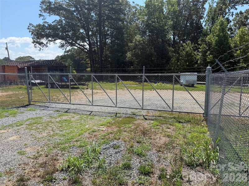 5166 Slanting Bridge Rd, Denver, NC 28037
