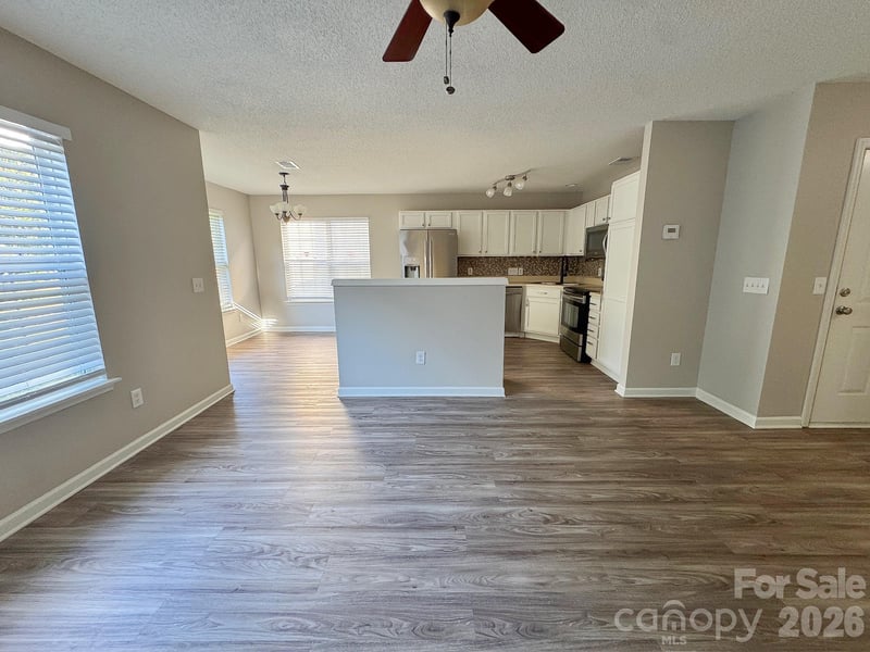 2638 Rozzelles Landing Dr, Charlotte, NC 28214