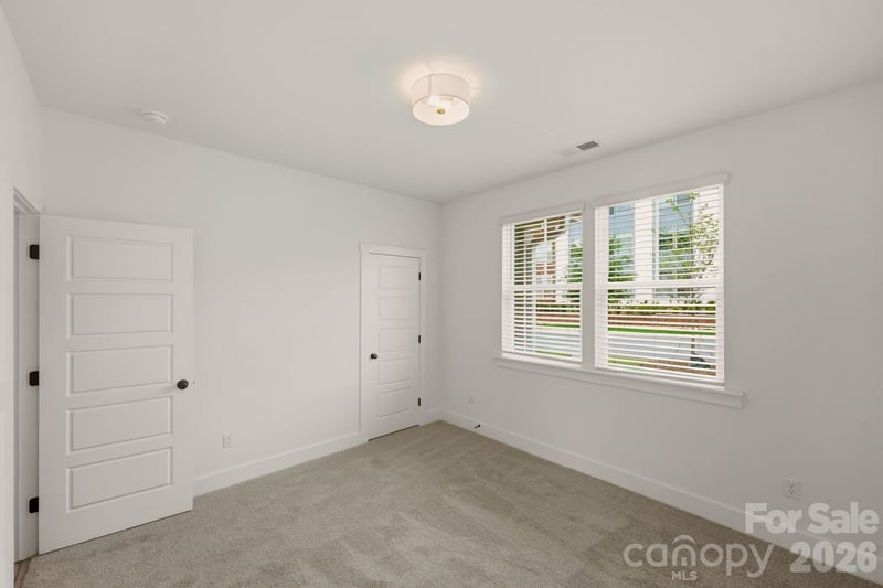 4039 Bass River Pw, Charlotte, NC 28217